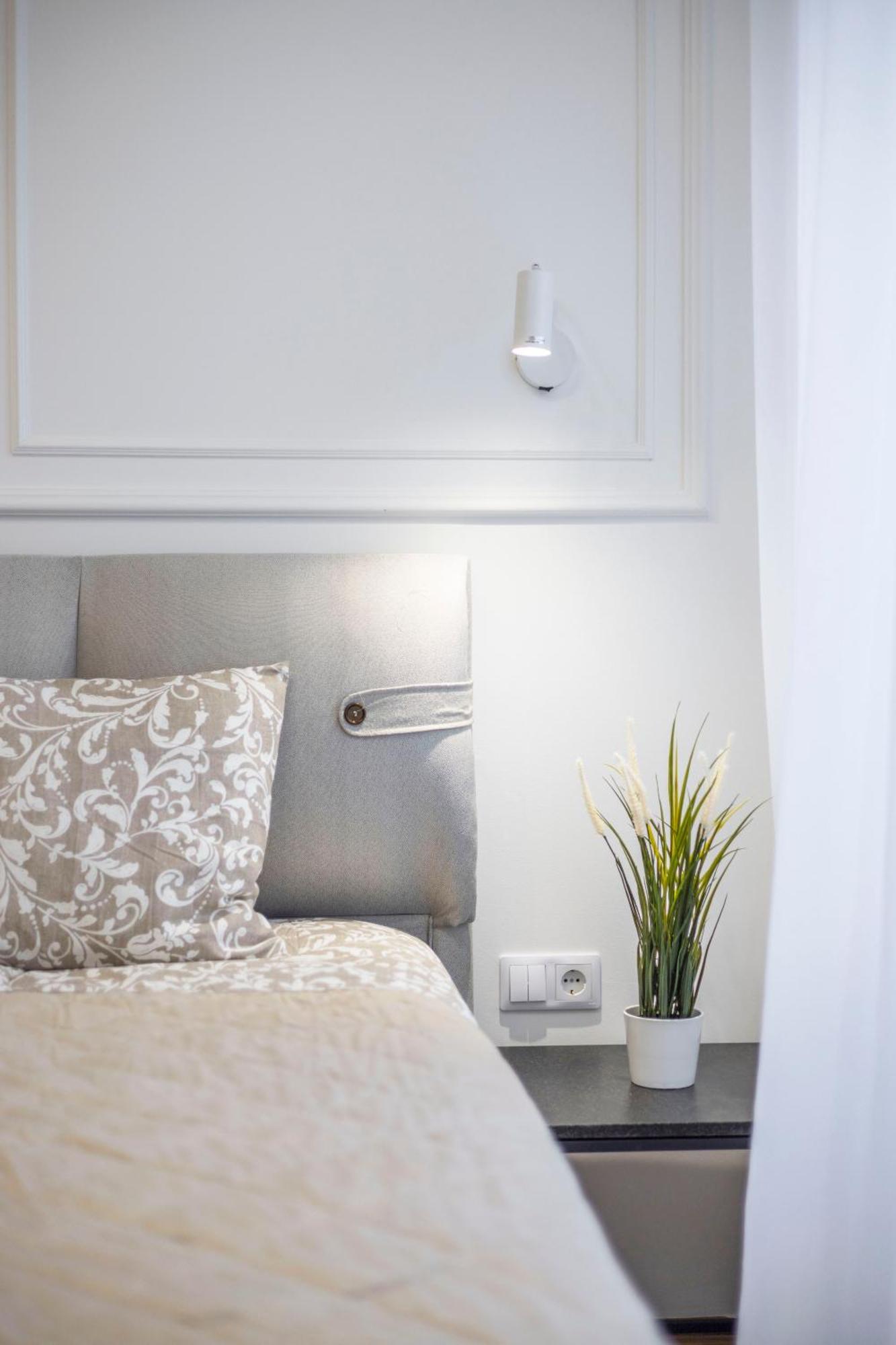 Luxurious Central 4Bedrm 3Bathrm Residence W/ Balcony Budapest Kültér fotó