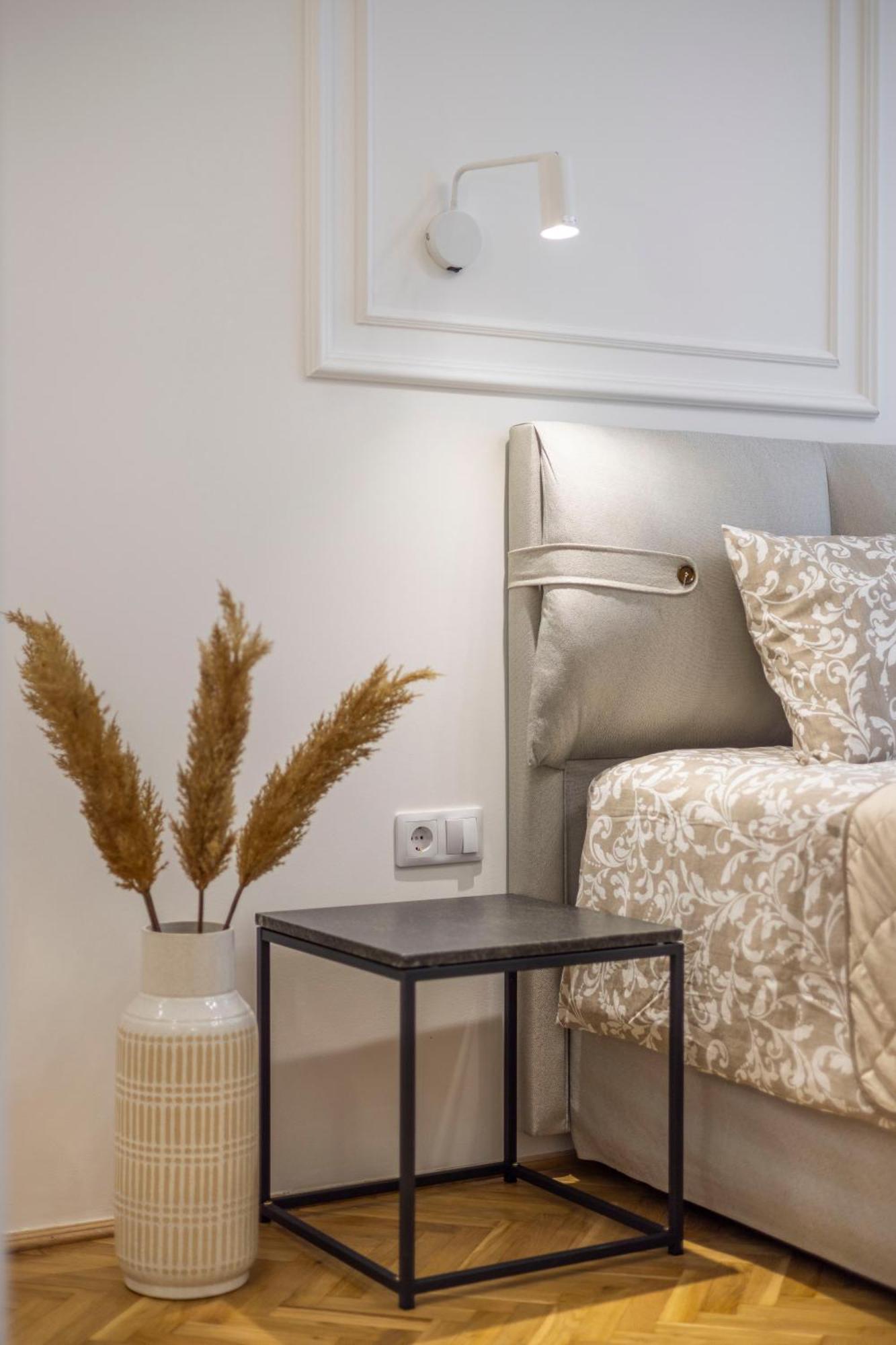 Luxurious Central 4Bedrm 3Bathrm Residence W/ Balcony Budapest Kültér fotó